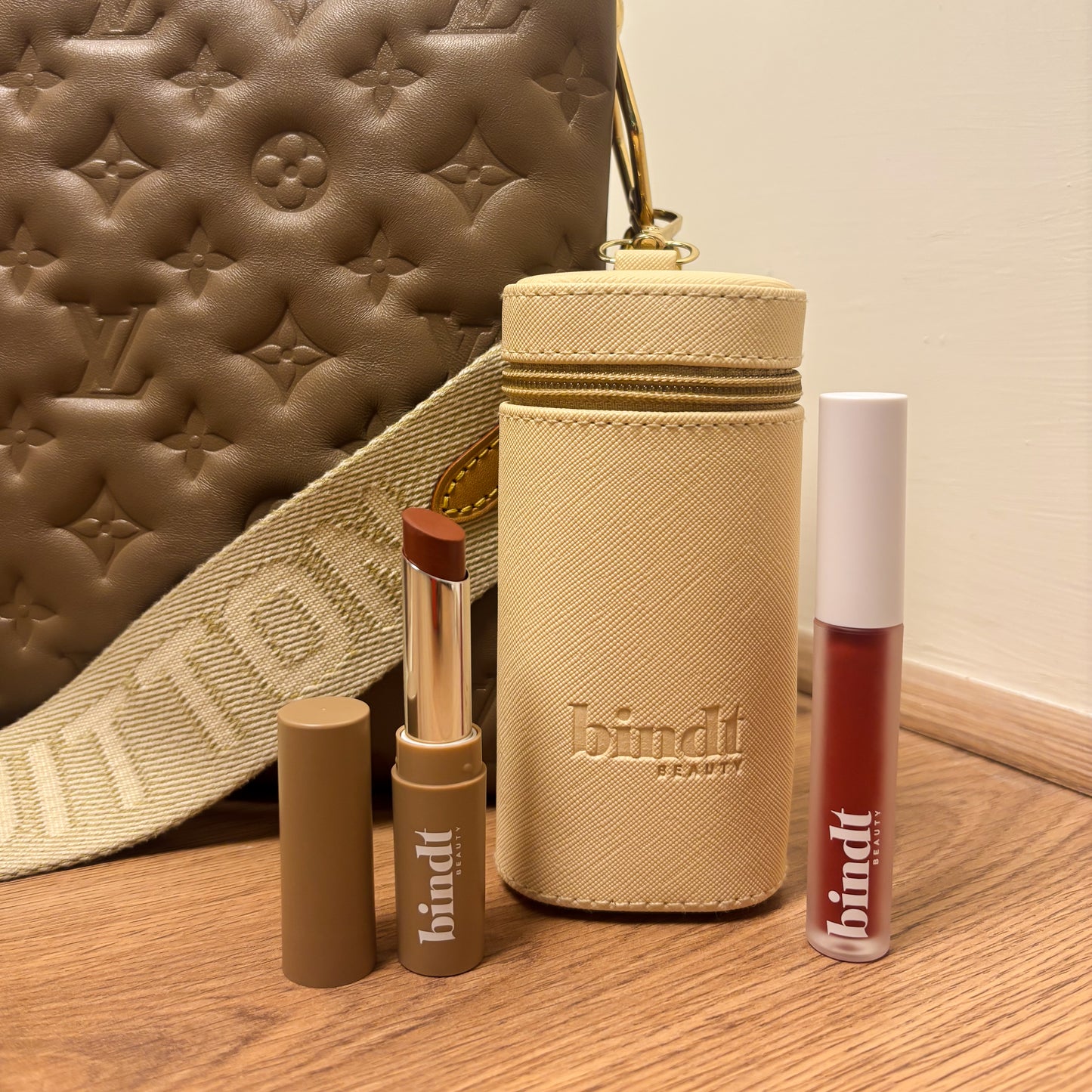 Bindt Lip Bauble
